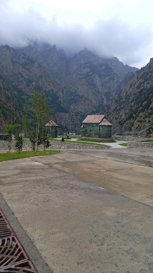 Eastern Georgia Hotell Kazbegi Exteriör bild
